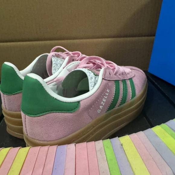 Adidas women's sneakers - Picture 5 of 9